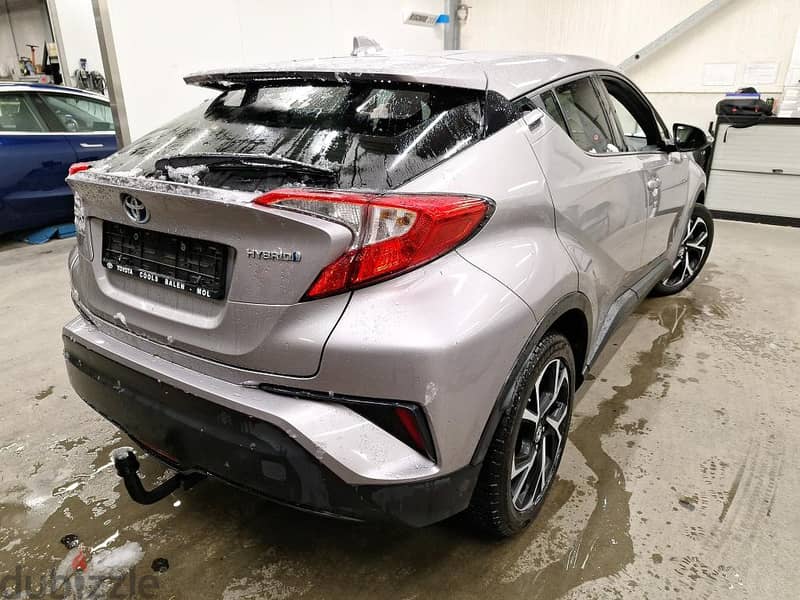 Toyota C-HR 2019 Hybrid 1