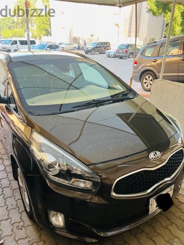 Kia Carens 2014 1