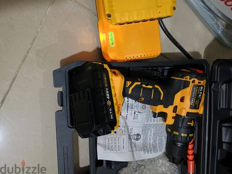 Rechargeable Drill Machine with tools 6