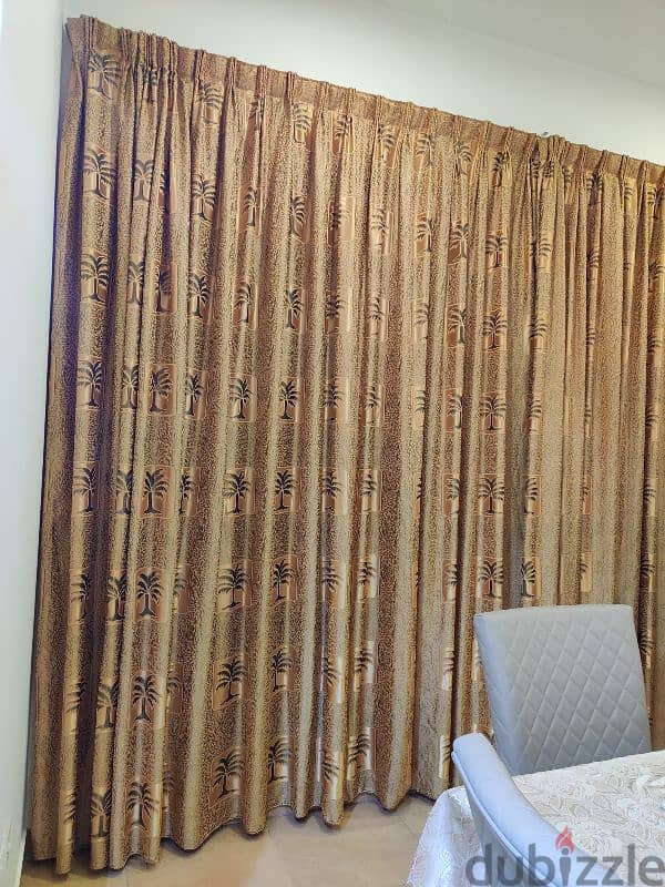 Curtains with Lining and Fittings ( Total 08 Large Size ) 2