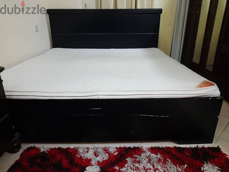 Good condition used furniture for sale in Mahboula 2