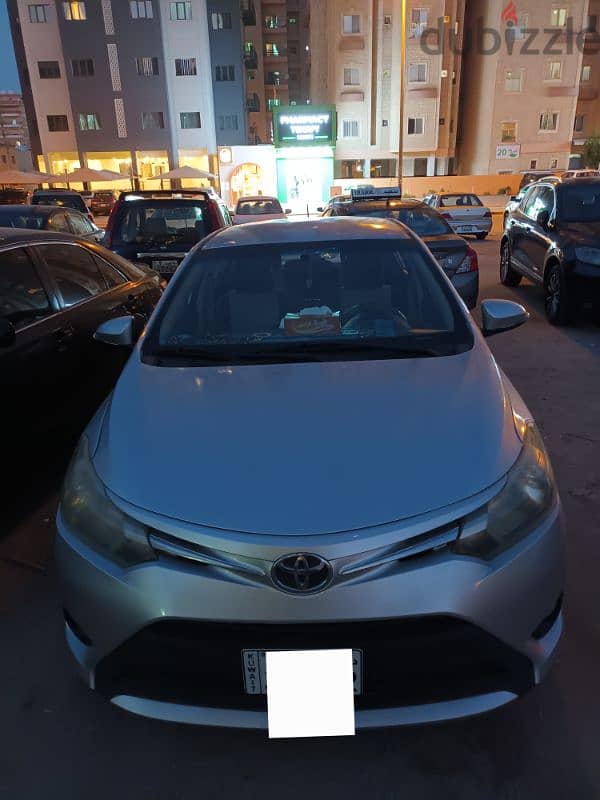 Toyota Yaris 2014 1