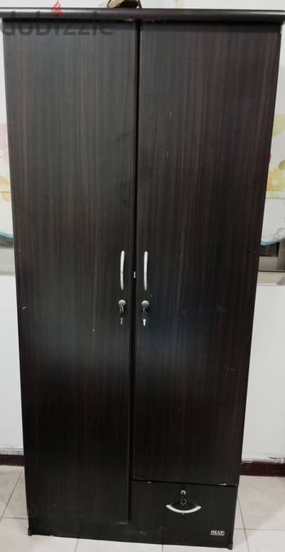 Almost new 2 doors wardrobe available for sale