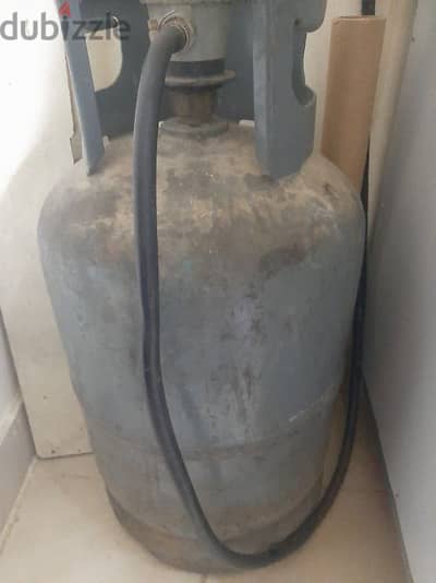 gas cylinder