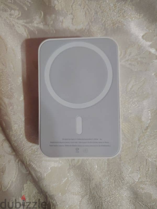 Apple magsafe Battery 16000mAh 1