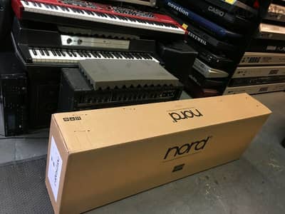 Nord Stage 3 88 88-key Hammer-Action keyboard Piano