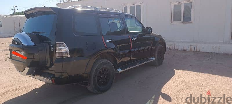 Mitsubishi Pajero 2011 3