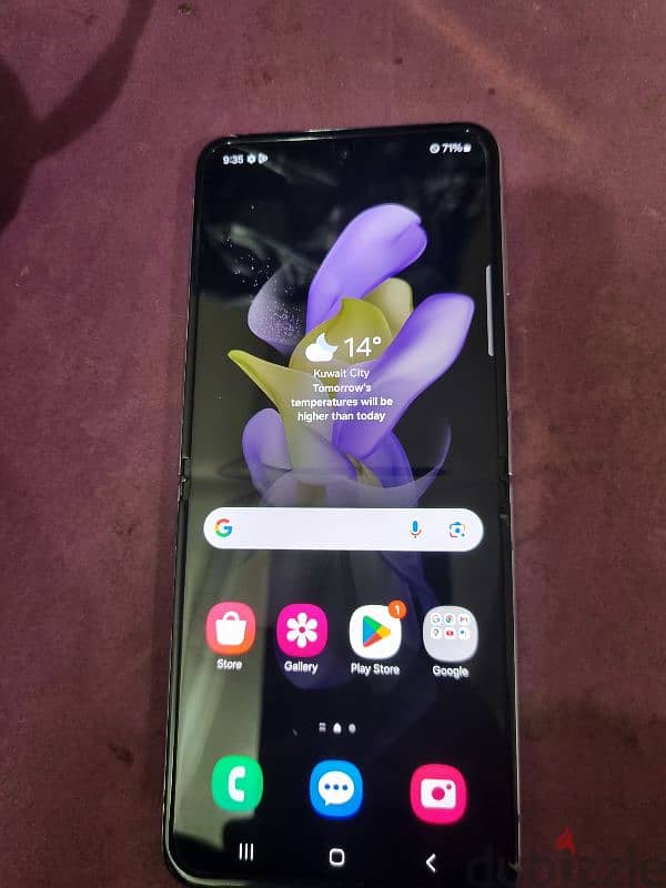 samsung z filp 4 256 كالجديده سعر مميز ٩٥دينار نهائي 2