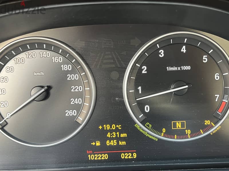 BMW 5-Series 2011 523i 9