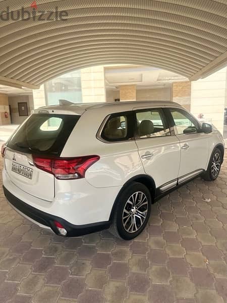 Mitsubishi Outlander 2017 1