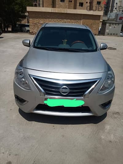 Nissan Sunny 2015