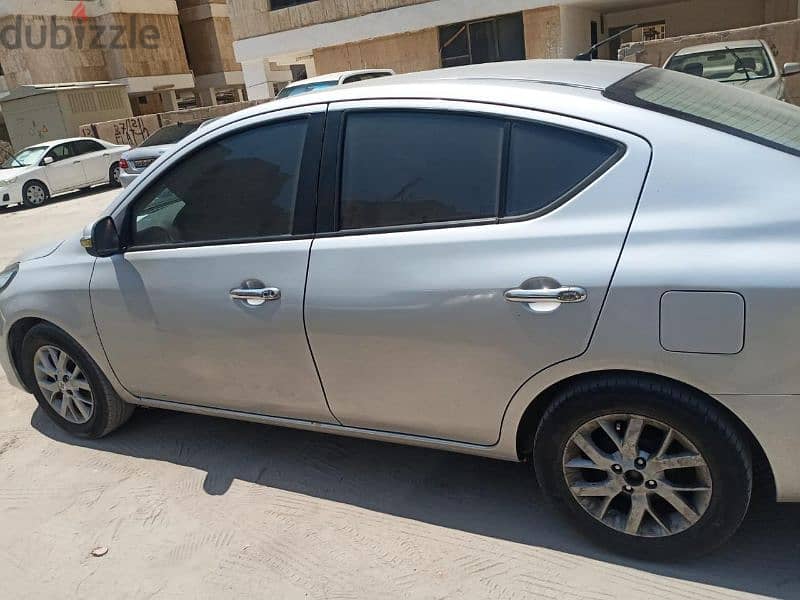 Nissan Sunny 2015 1