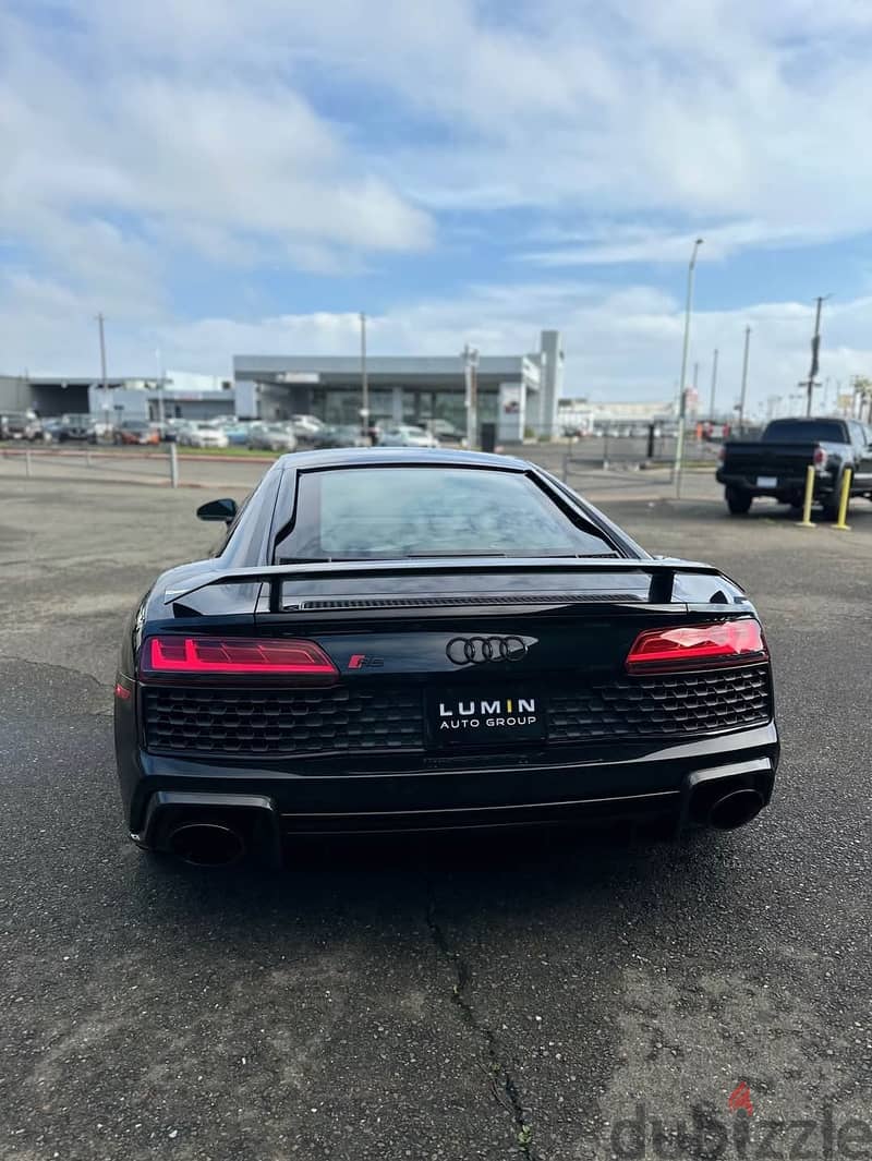 2020 Audi R8 · V10 Performance Coupe 2D 9