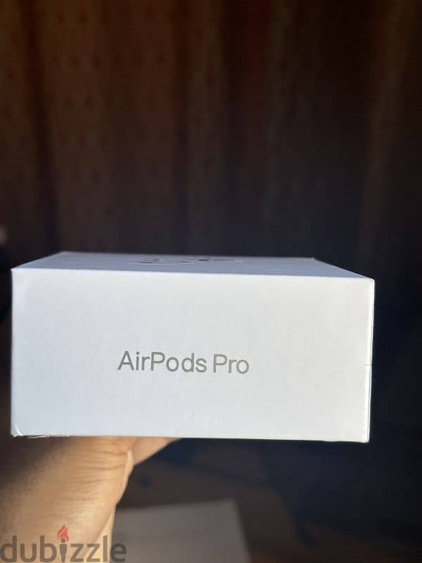 Airpods pro 2 Usb-C (BRAND NEW) negotiable 2