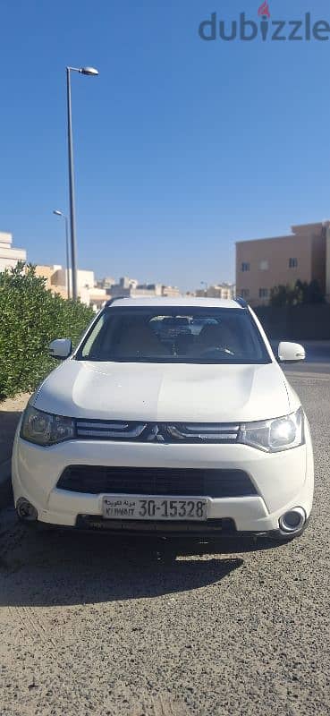 Mitsubishi Outlander 2014 1