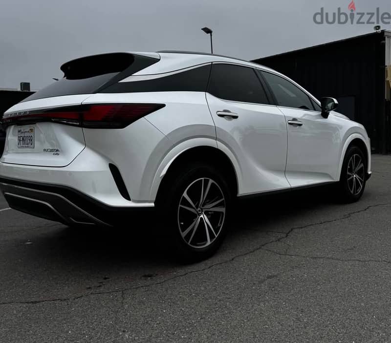 Lexus RX 350 2023  Sport Utility 4D 3