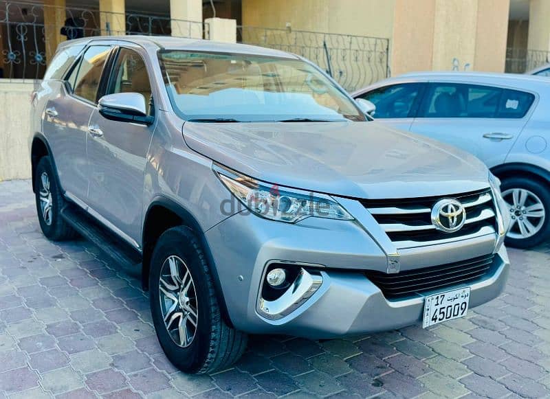 Toyota Fortuner 2020 7