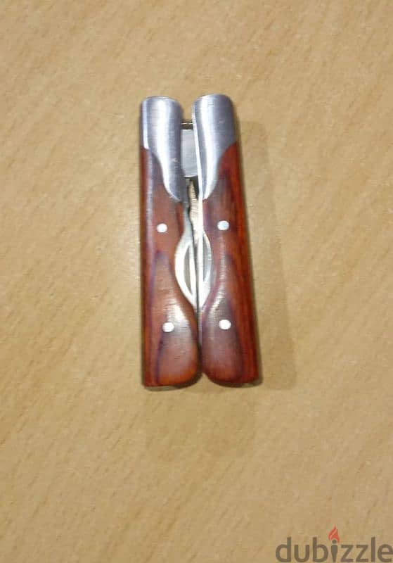 multi purpose pliers 1