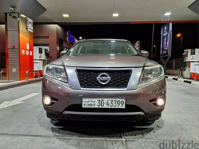 Nissan Pathfinder 2014 SV FULL OPTION