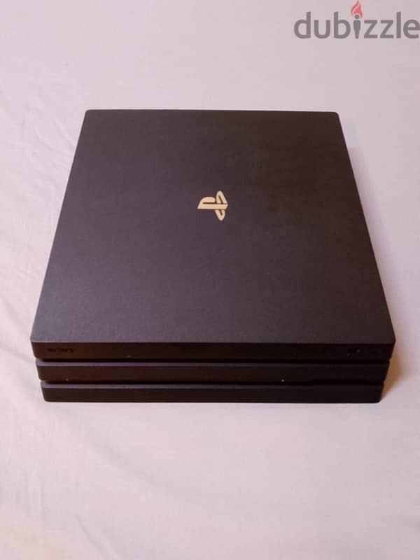 PS4 pro in good condition, 1 tb, 1 game disc, Price 70 kd negotiable. 6