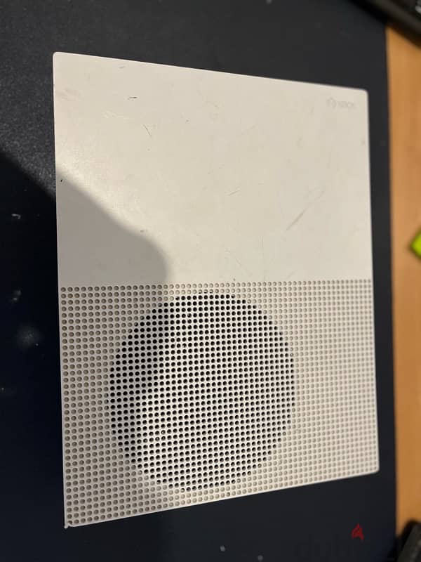 Xbox One S 5