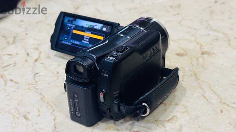 Sony HDR-XR550 240GB HD Handycam Camcorder 3