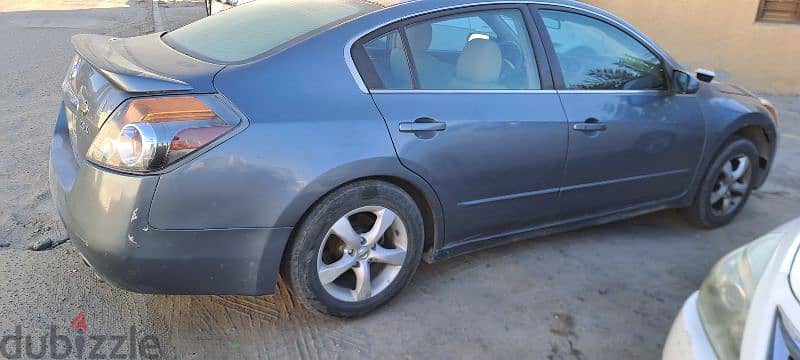 Nissan Altima 2010 3