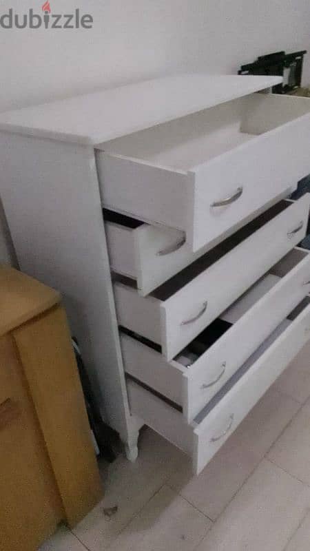 Drawer in very good condition 1