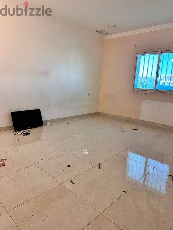 Apartment for rent in Al Omariya Available 3