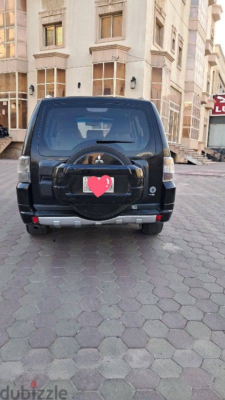 Mitsubishi Pajero 2010 FAMILY USED URGENT SALE 6