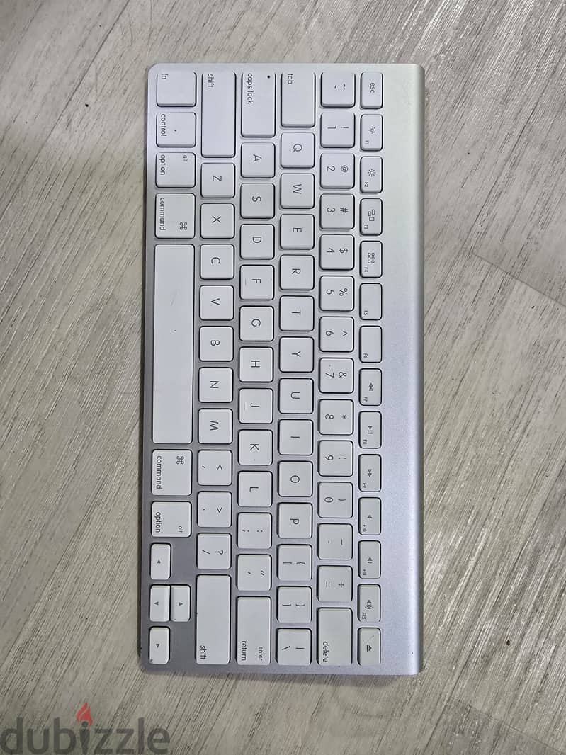 microsoft surface, appley keyboard mouse, media gateway, server, print 8