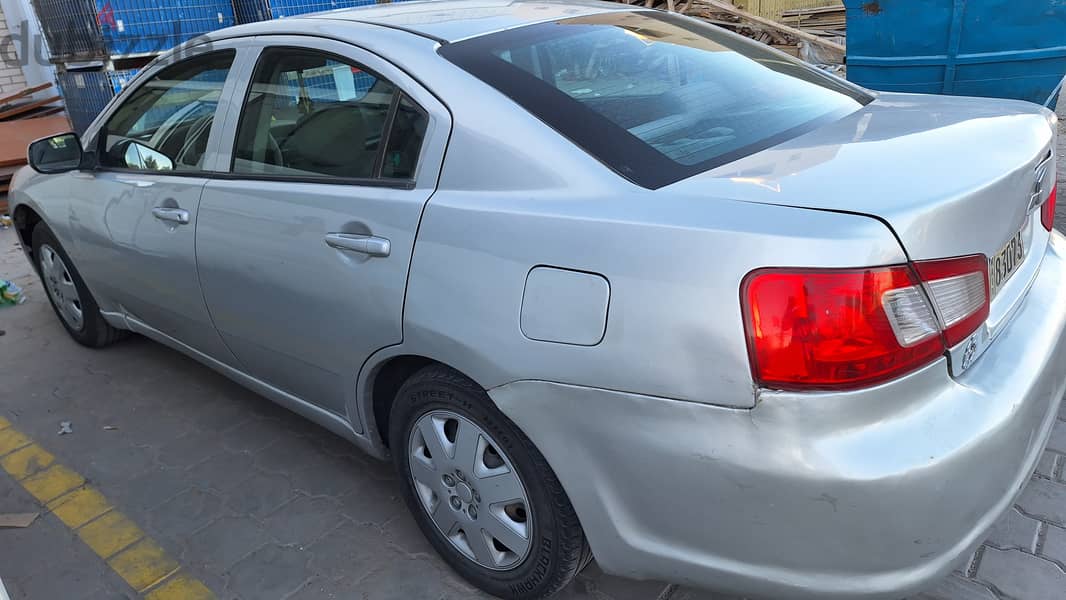 Mitsubishi Galant 2010 Standard 5