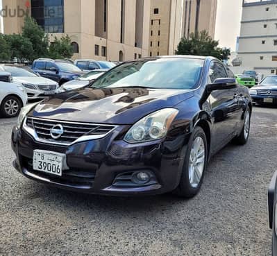 Nissan Altima 2012