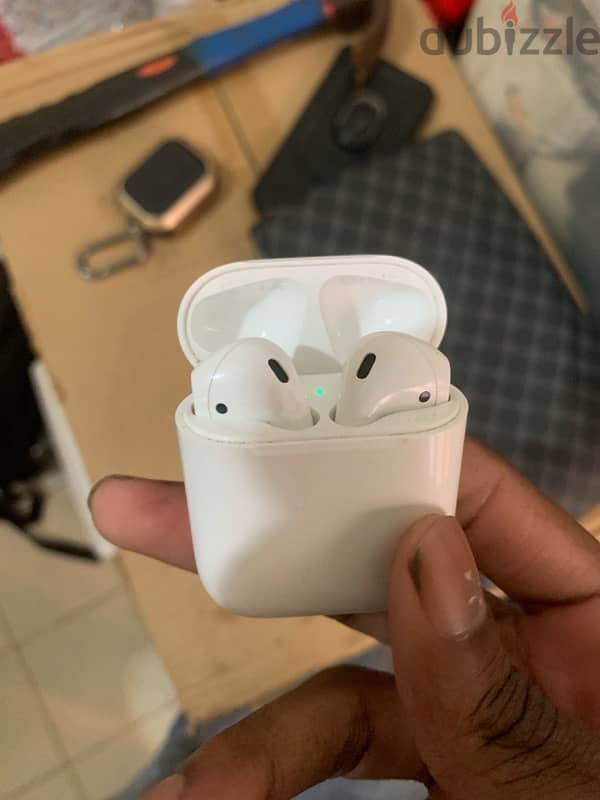 AirPods 2 1