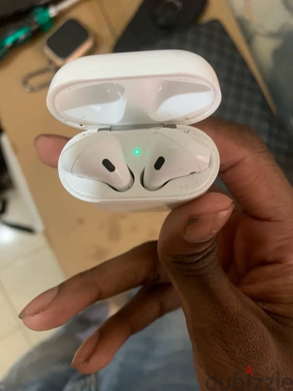 AirPods 2 2