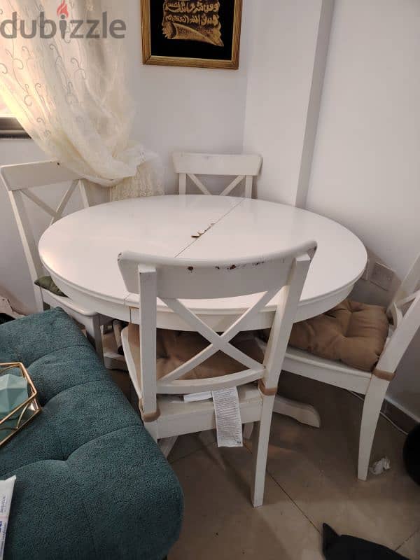 Ikea dinning table with 4 chairs 3