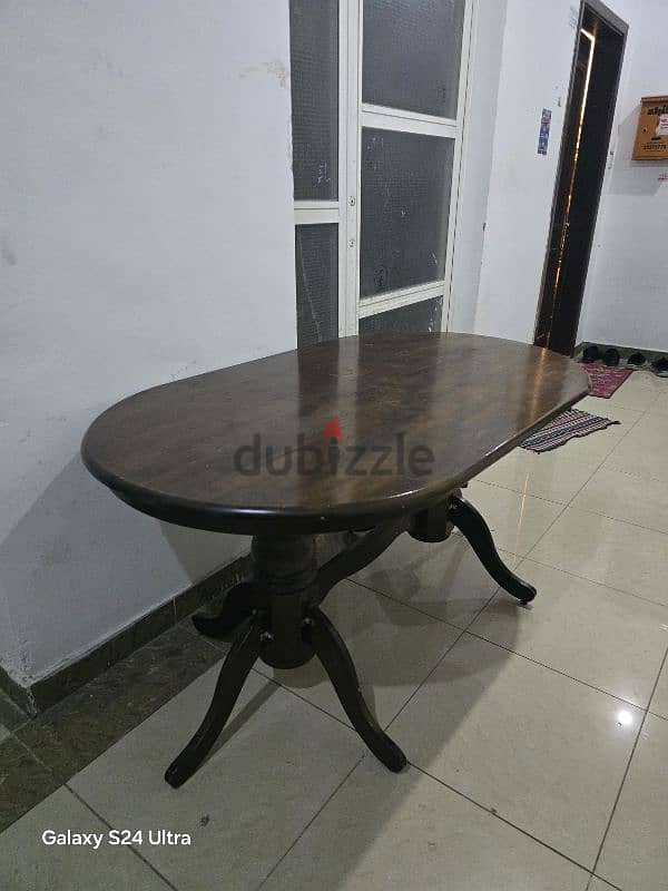 good condition wooden table 1