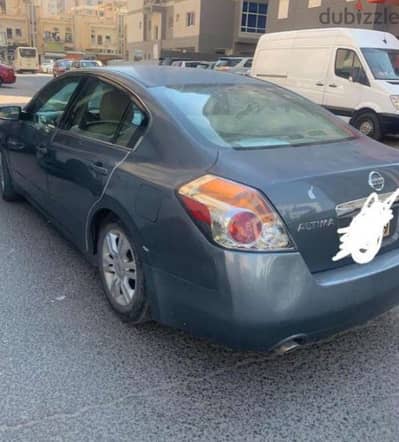 Nissan Altima 2011