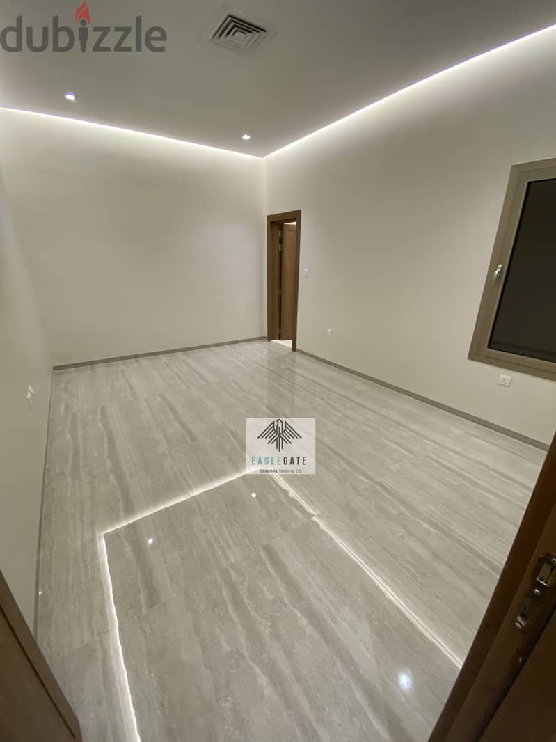 Brand New 4 bedroom floor in Fnaitees 4