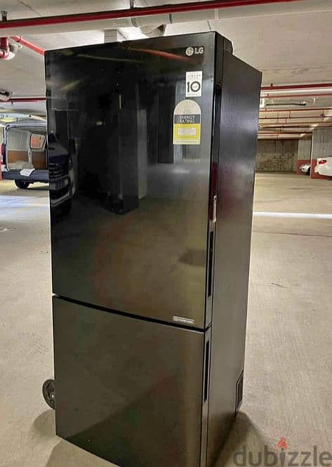 LG fridge 420L 0