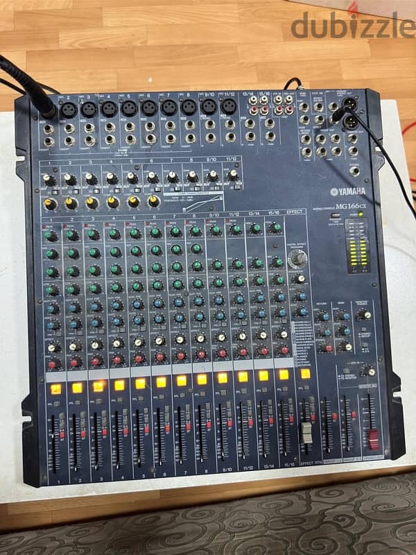 yamaha 16 channel mixing console mg166cx 0