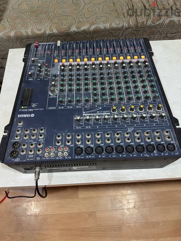 yamaha 16 channel mixing console mg166cx 2