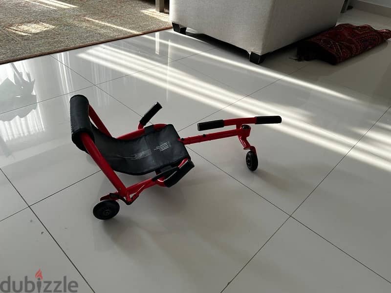 Ezy roller ride-on mini, red color 2