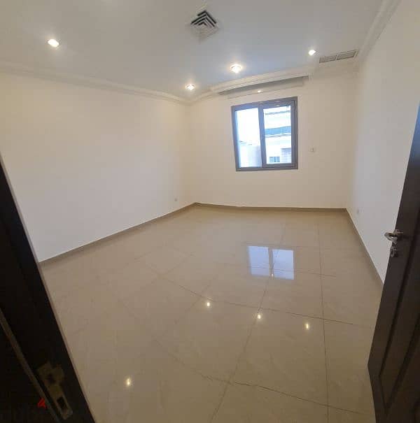 very nice huge villa flat in Sabah Alsalem 6