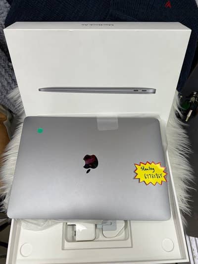 MacBook Air 2020 256GB ,i5 ,16GB RAM Wassap +1 213 848 3432