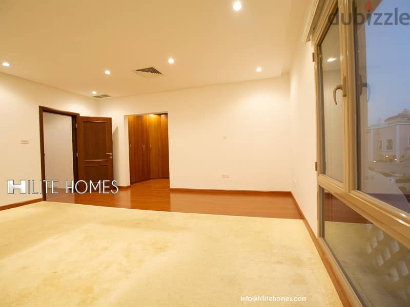 THREEVBEDROOM VILLA FOR RENT IN SALWA 8