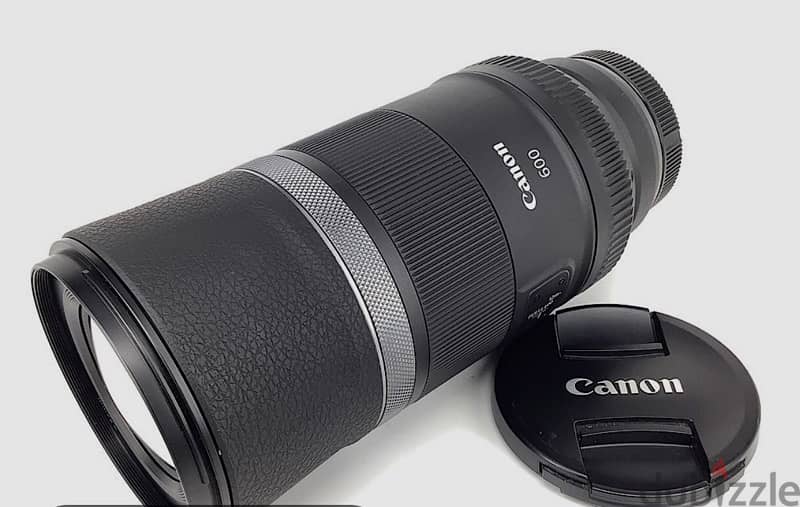 Canon RF 600 mm F11 2