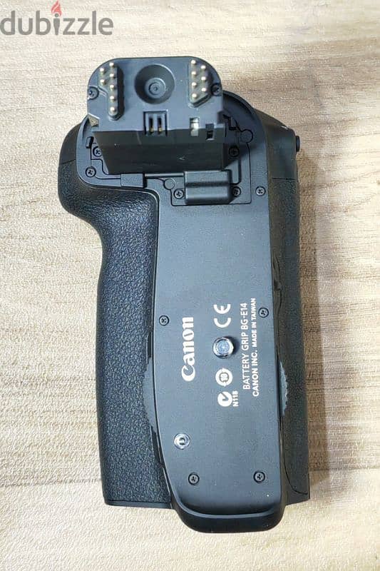 Canon BG E14 battery grip 1