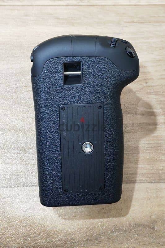 Canon BG E14 battery grip 2