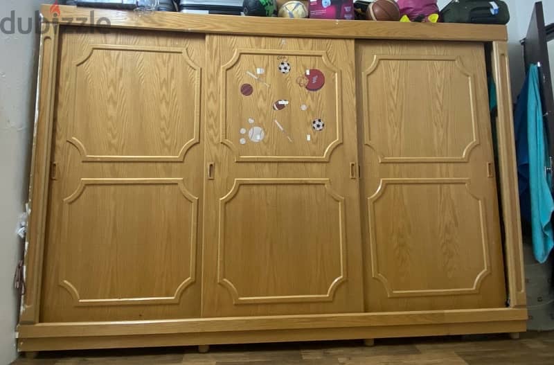 sliding door wardrobe for sale 0